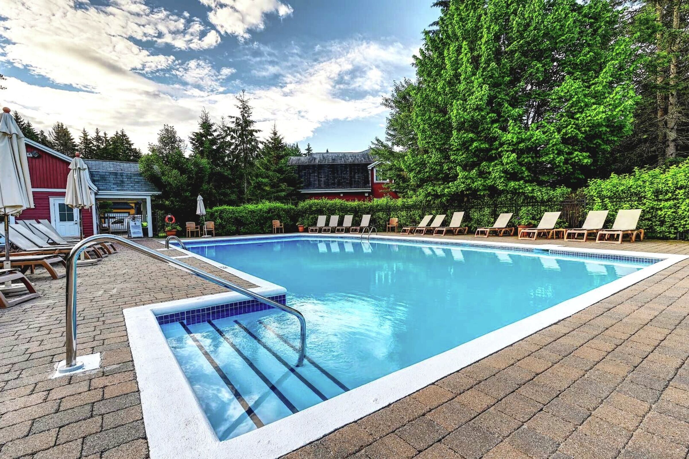 Outdoor Swimming Pool