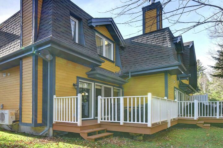 Borealis Exterior - Summer