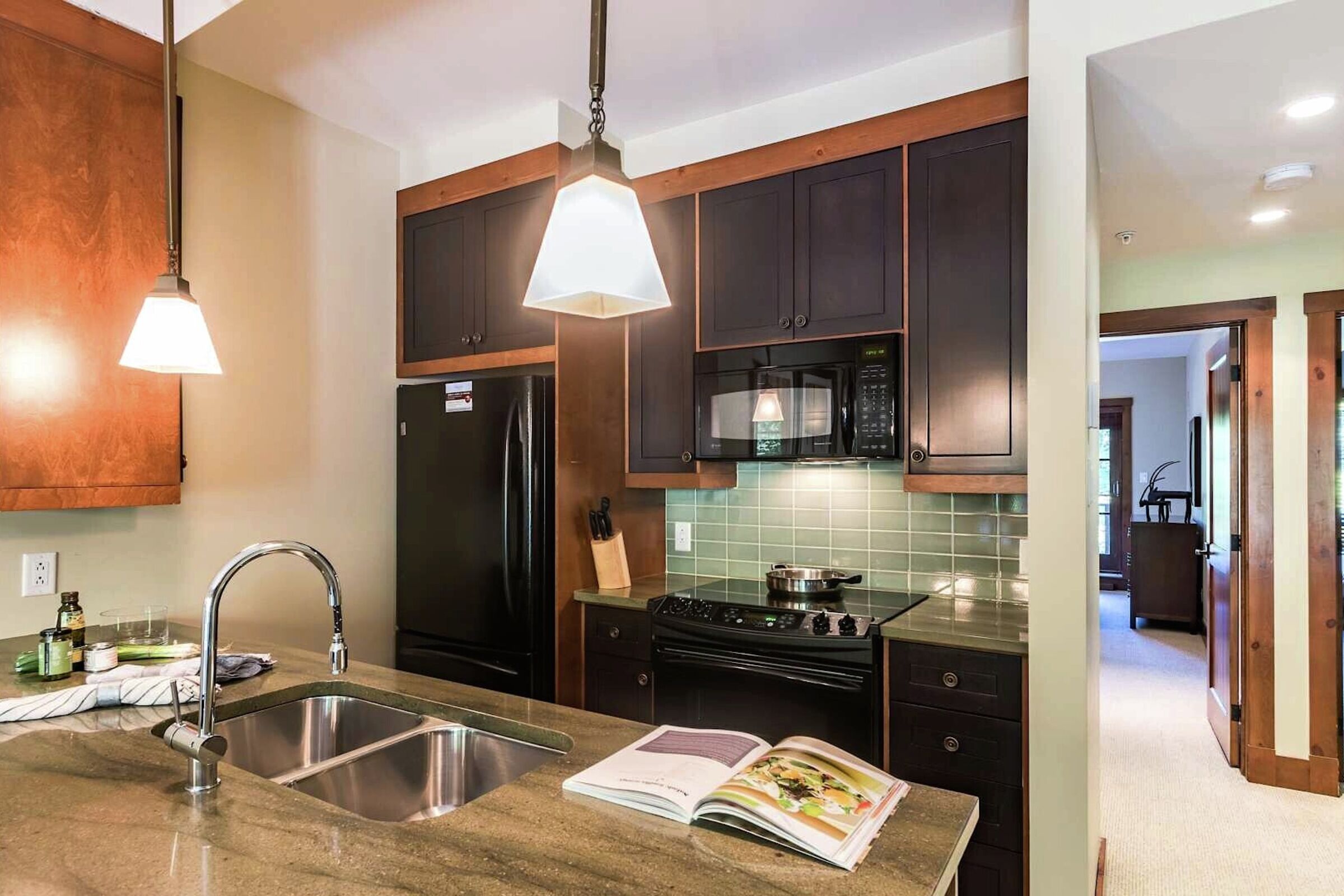 #1510-17 - Kitchen