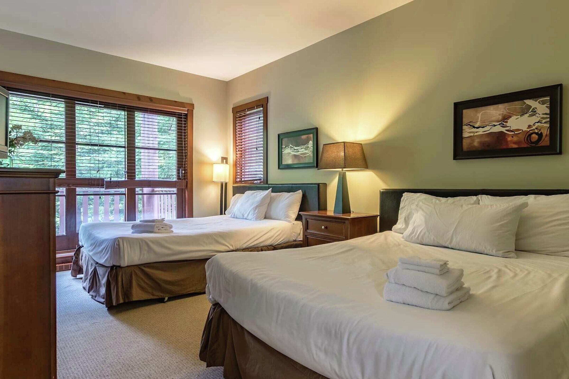 #1520-09 - Bedroom