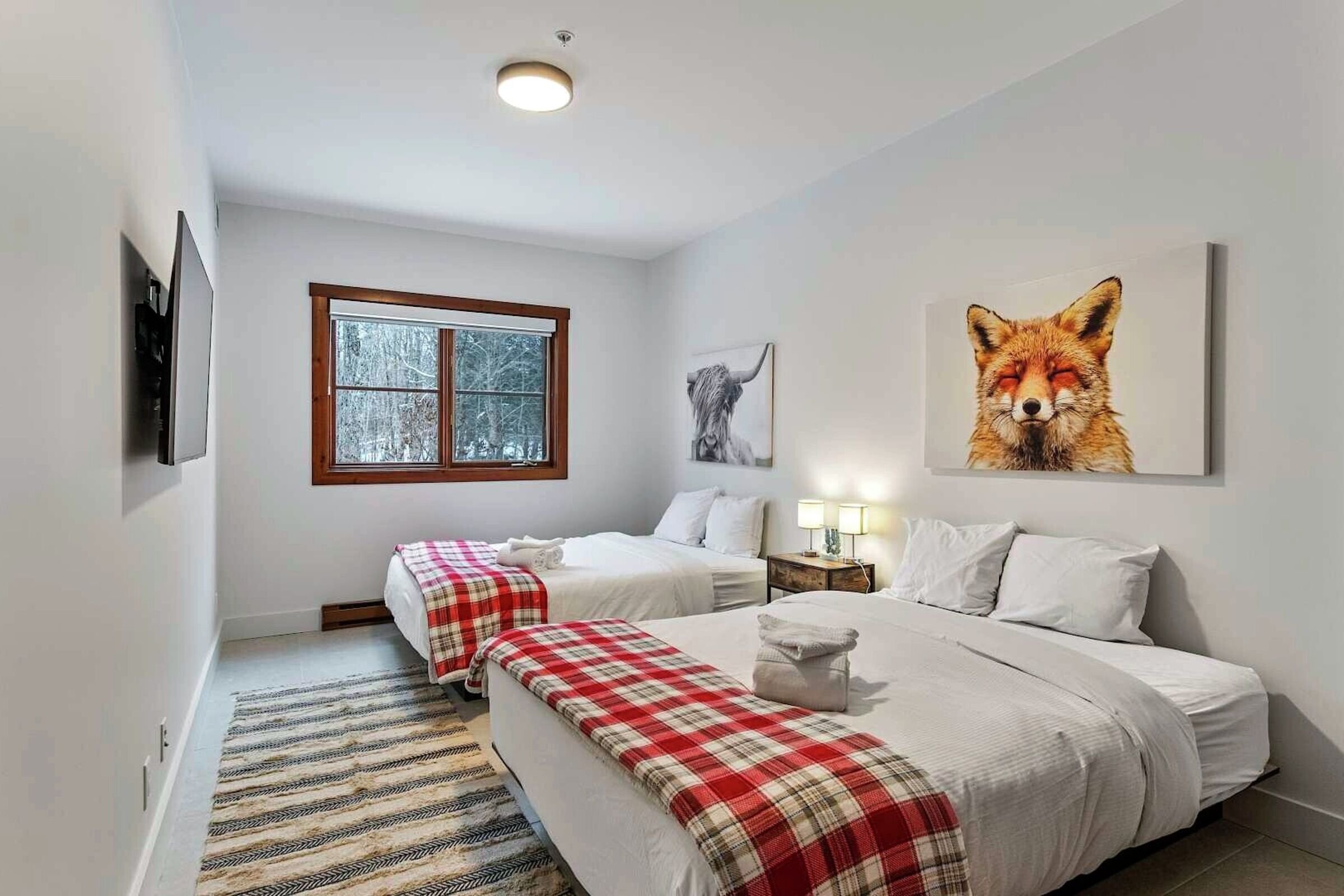 #1500-11 - Bedroom