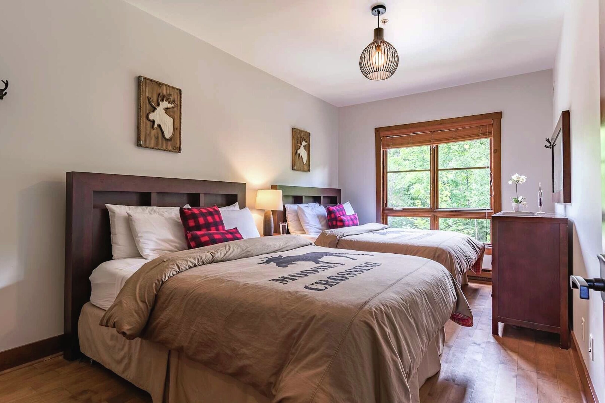 #1510-18 - Bedroom