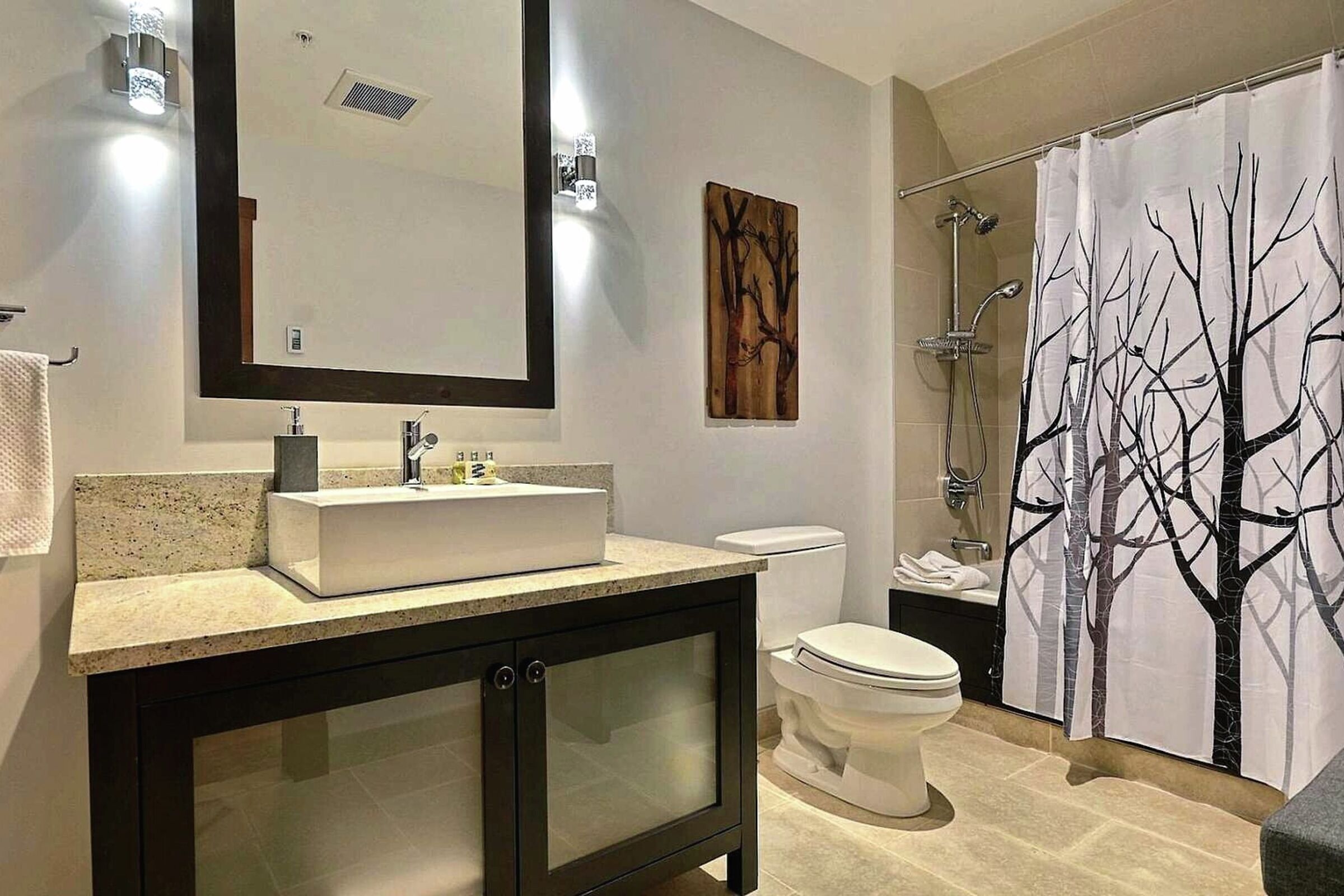 #1510-18 - Master Ensuite Bathroom