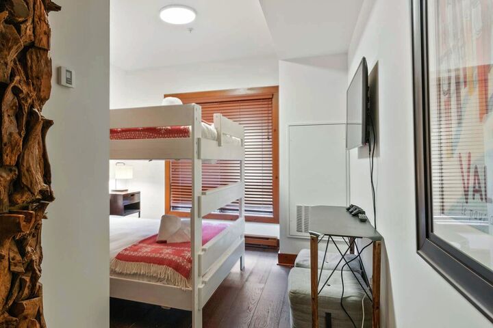 #1520-13 - Bedroom