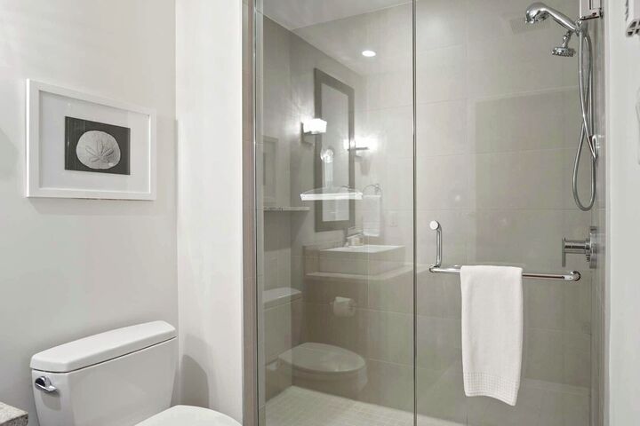 #1520-13 - Bathroom