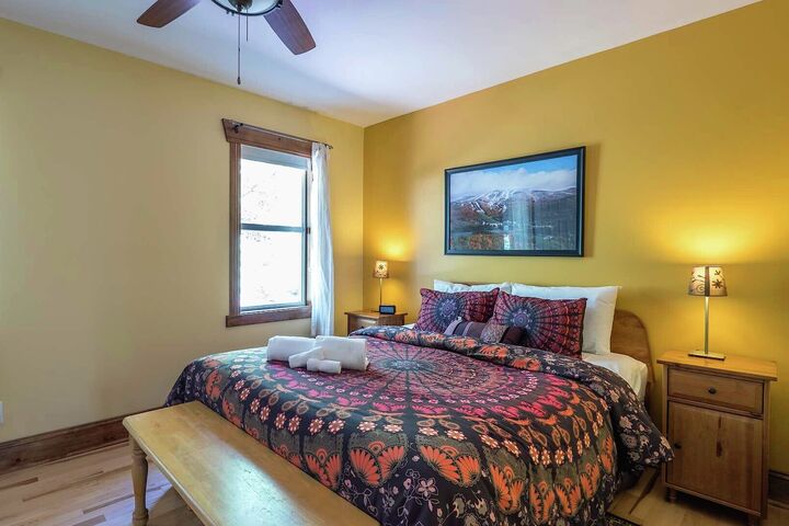 #160-06 - Bedroom