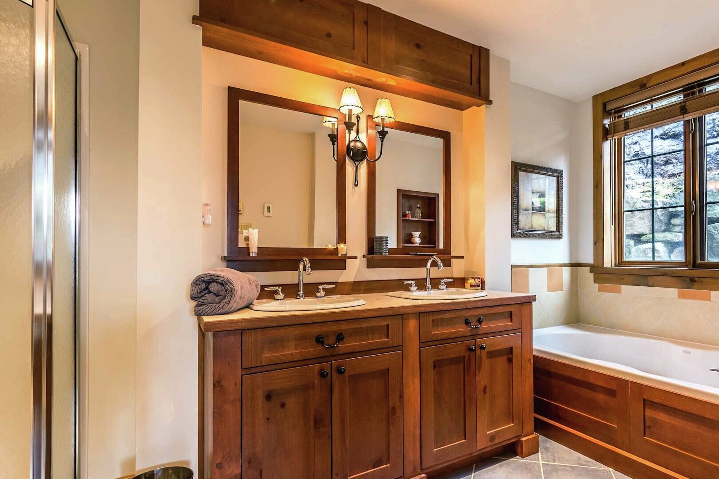 Master Ensuite Bathroom