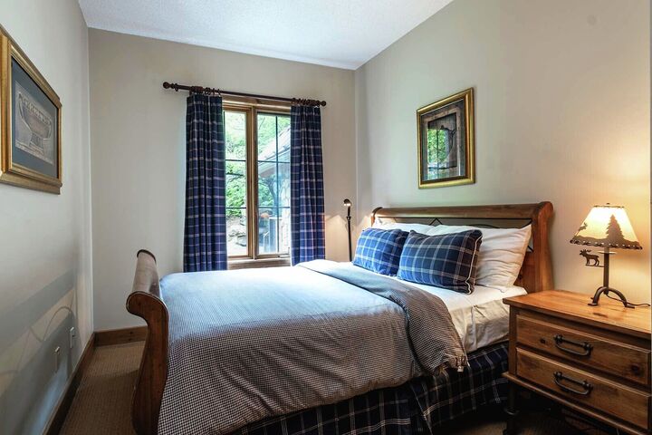 #150-08 - Bedroom