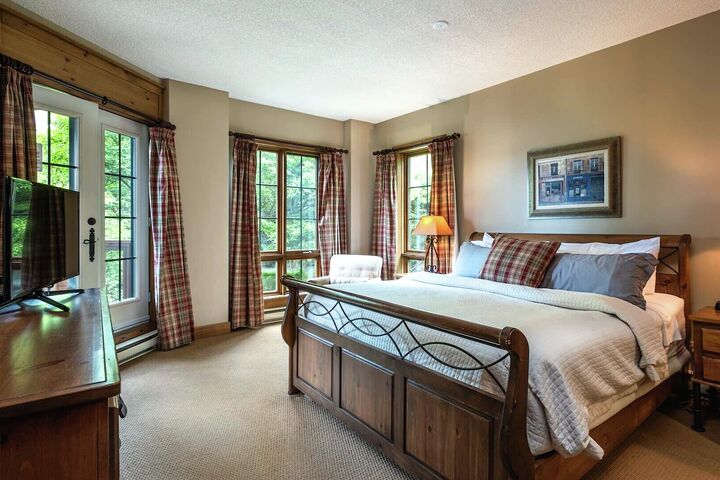 #150-08 - Master Bedroom