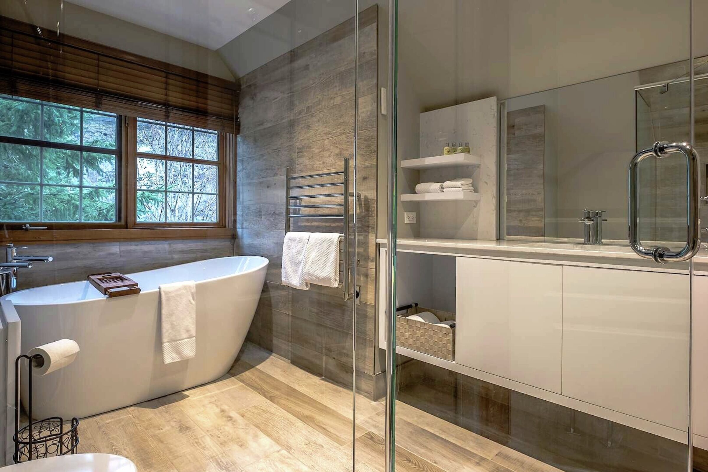 Master Ensuite Bathroom