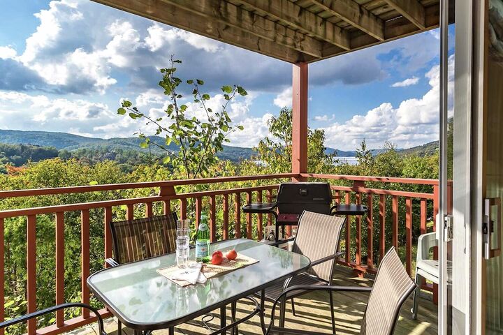 Balcony with BBQ