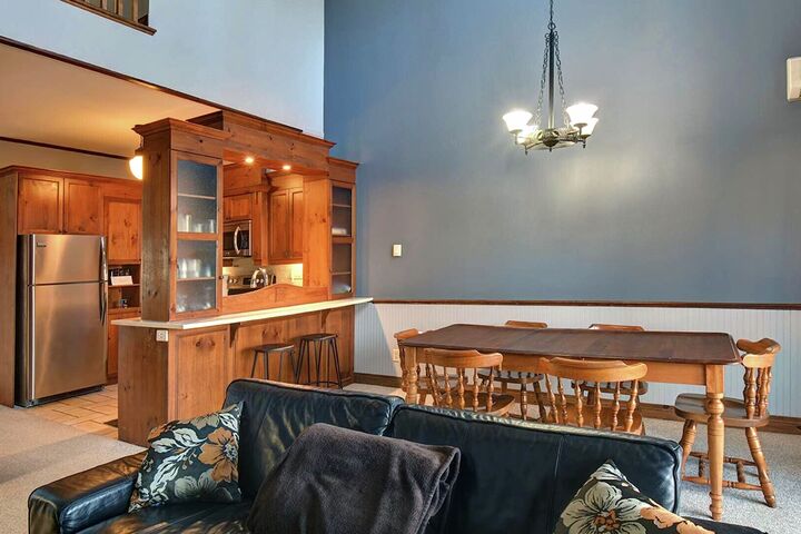 #102-08 - Living Area & Dining Area