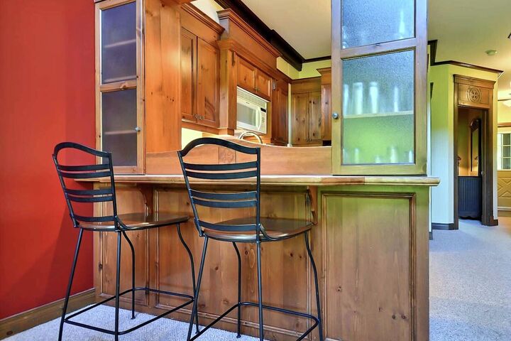 #112-06 - Kitchen