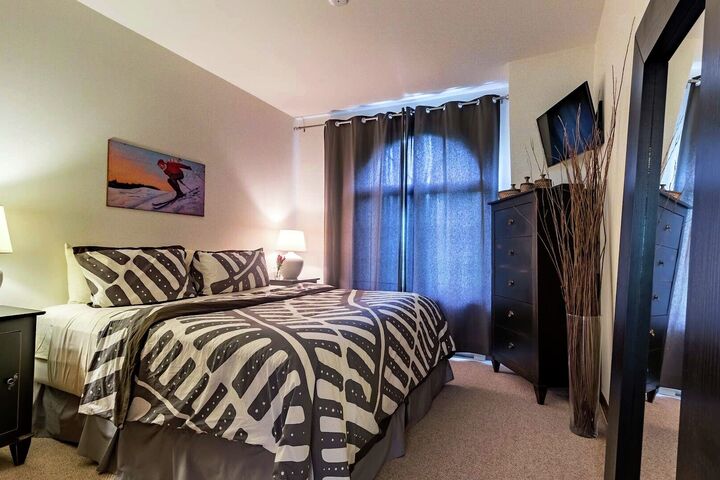 #110-08 - Master Bedroom