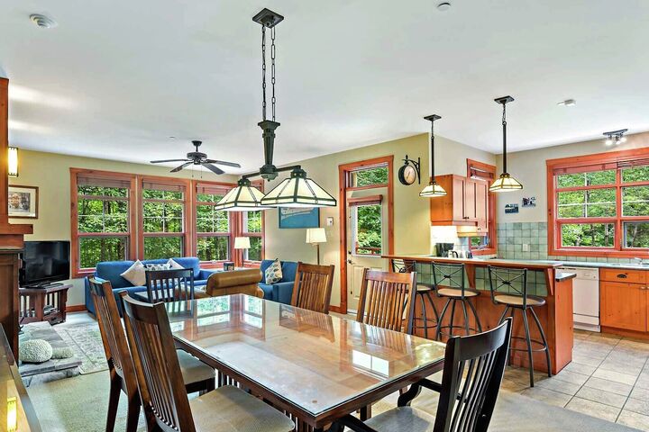 #203-02 - Dining Area