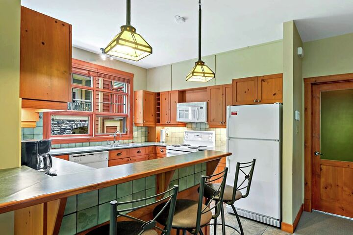 #203-02 - Kitchen