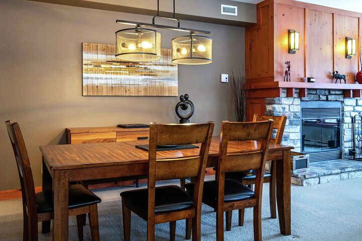 #201-02 - Dining Area