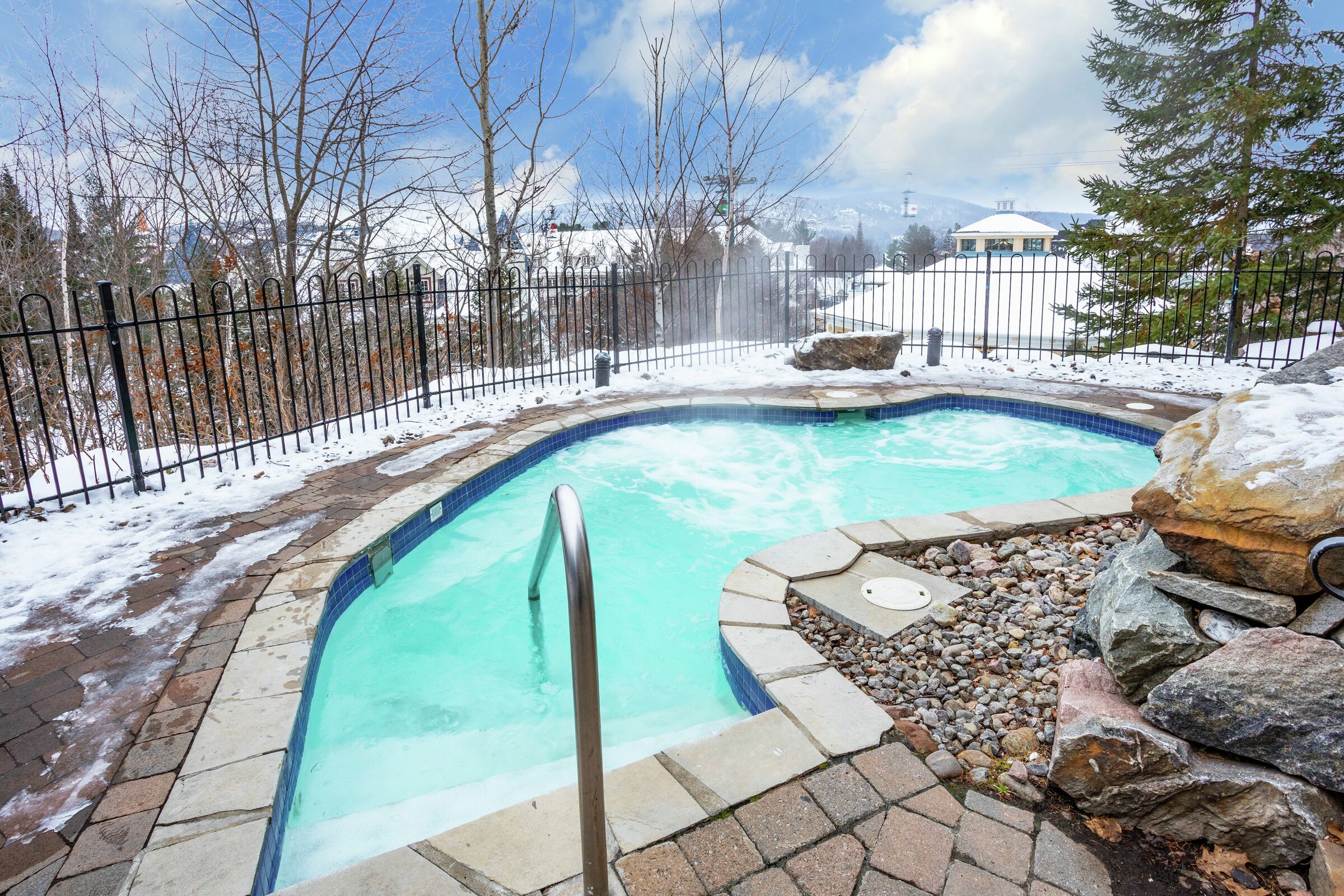 Outdoor Hot Tub