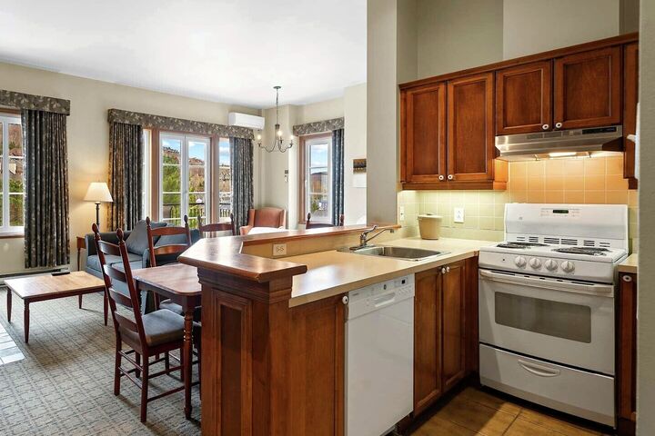 #441 - Studio Kitchen