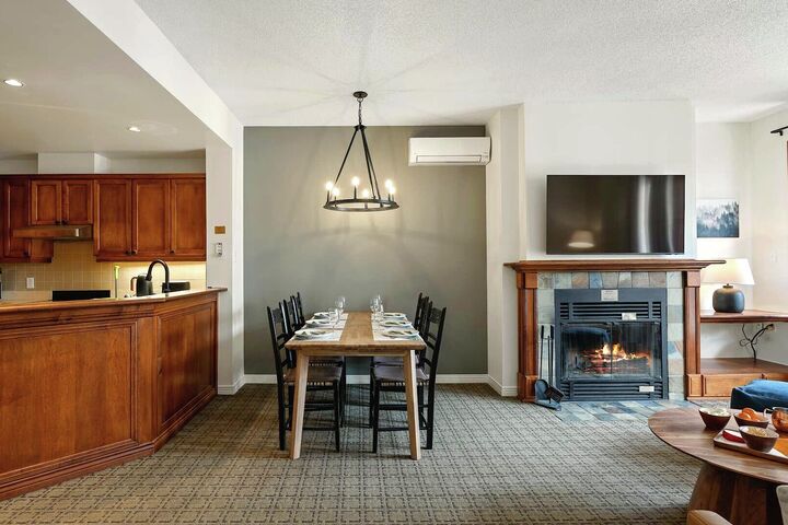 #458 - Dining Area