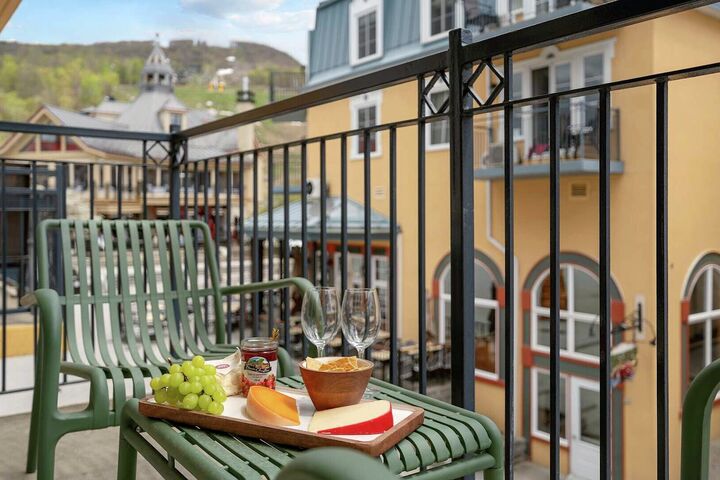 #458 - Balcony