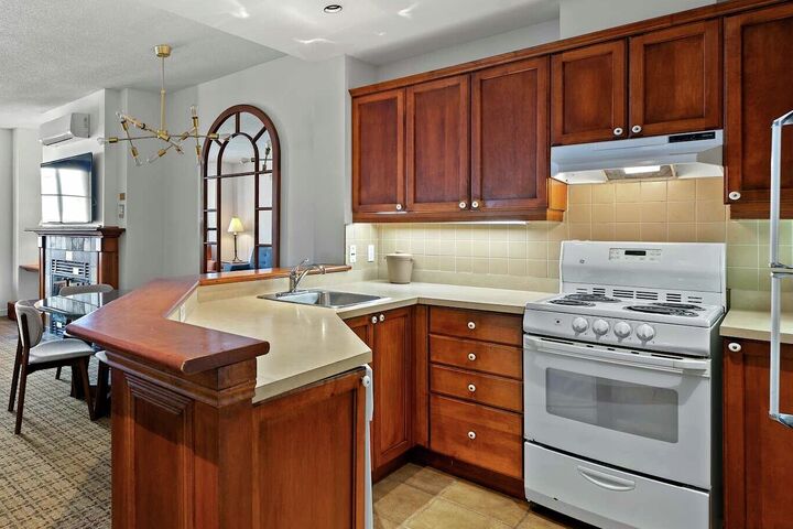 #368 - Kitchen