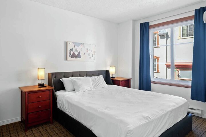#368 - Bedroom