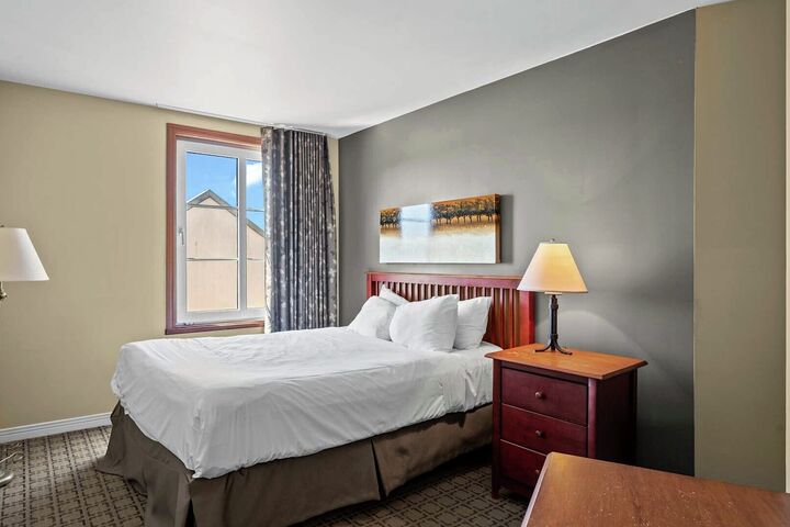 #320 - Bedroom