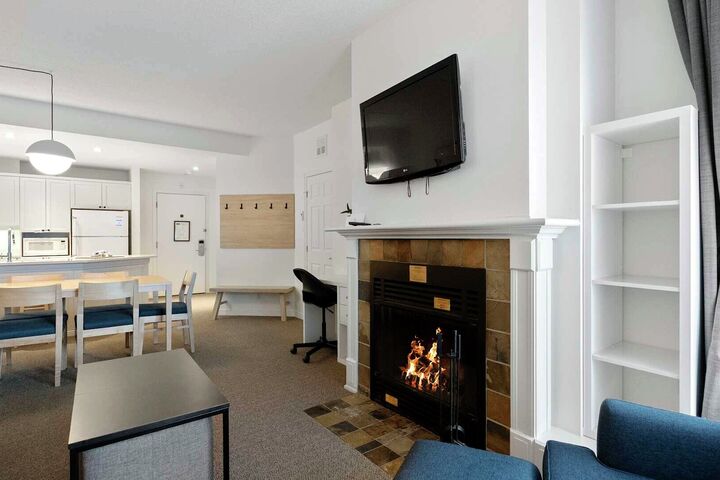 #372 - Living Area