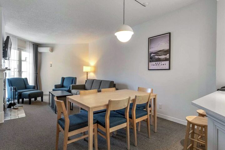 #372 - Dining Area