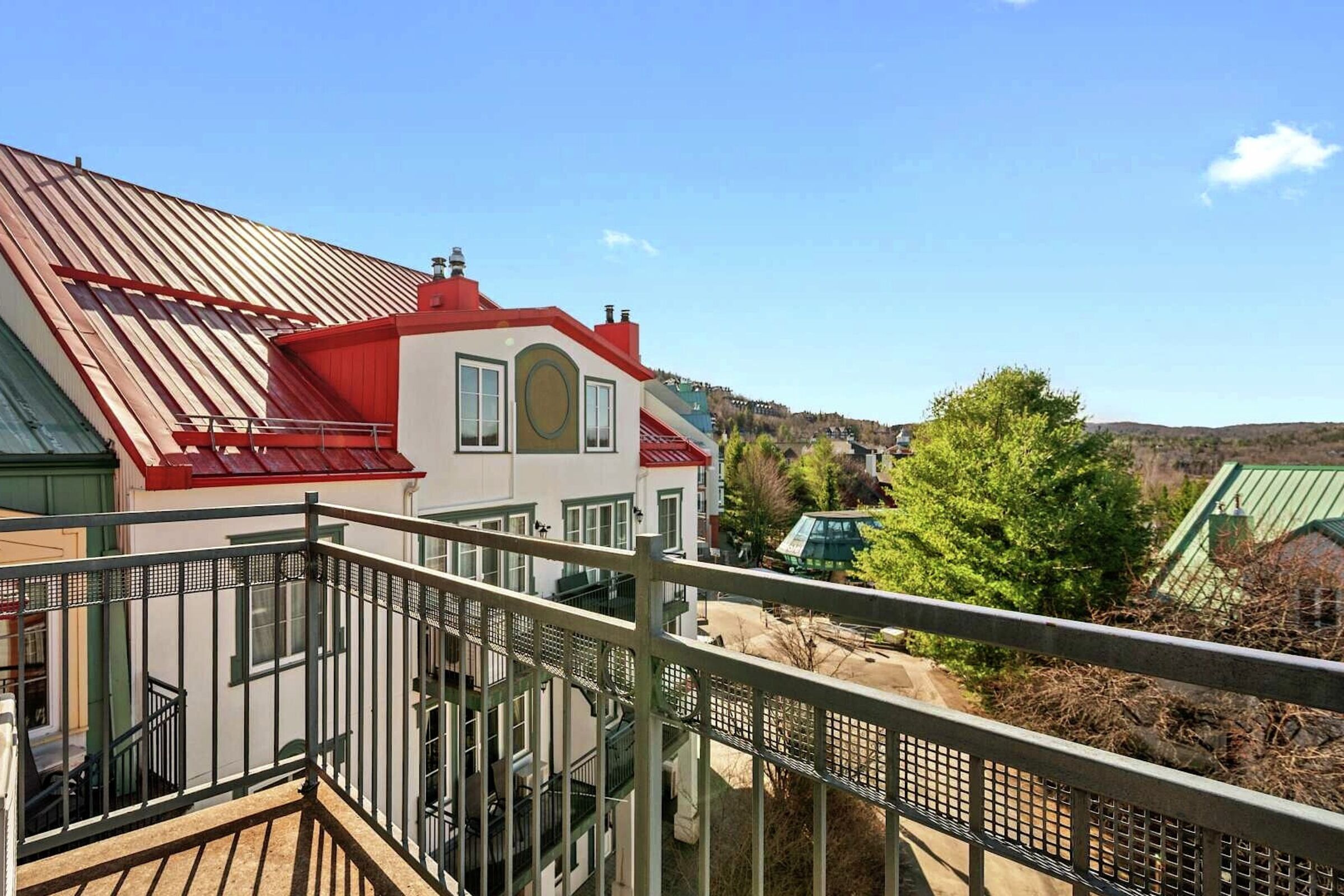 Studio Balcony