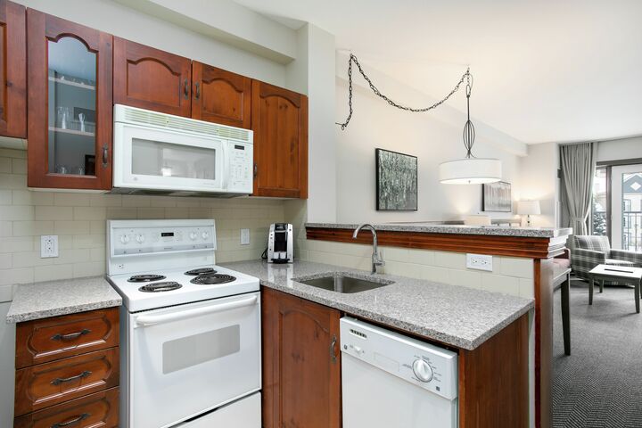Studio Kitchen