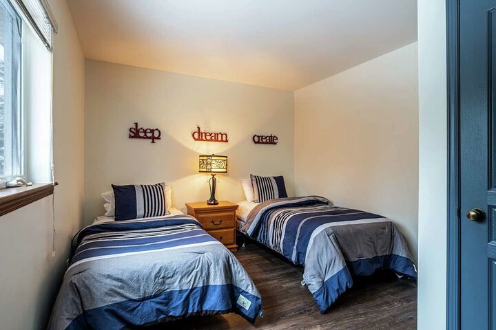 #1716 - Bedroom