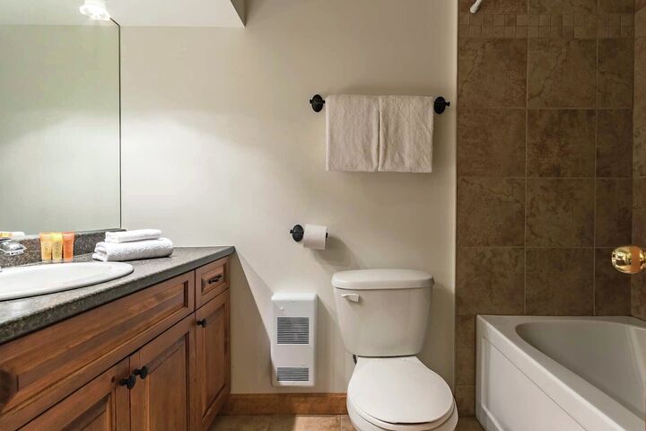 #106 - Bathroom