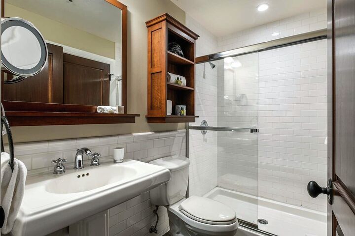 Ensuite Bathroom