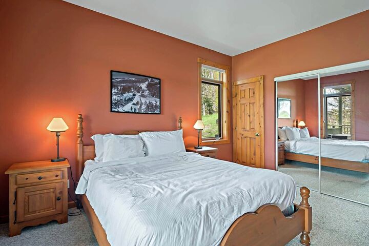 #182-02 - Master Bedroom