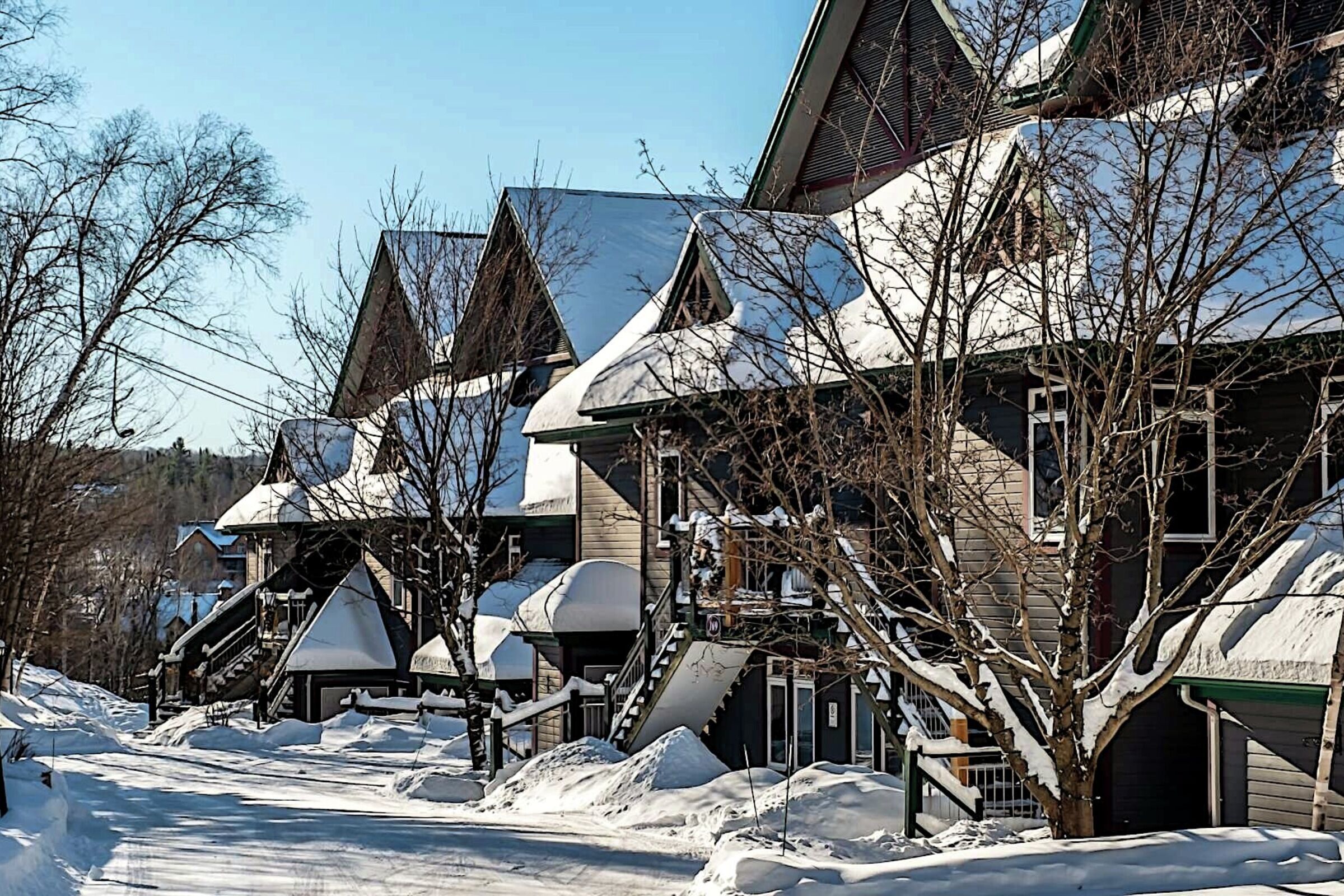 Le Chalumeau Exterior - Winter