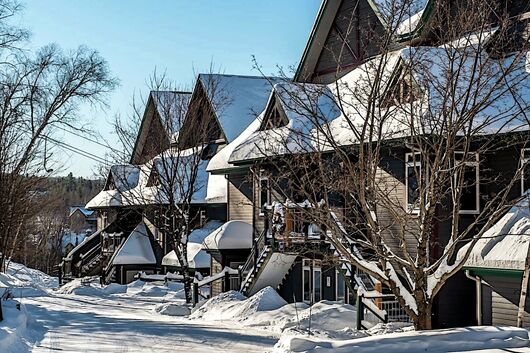 Le Chalumeau Exterior - Winter