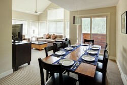 3 Bdrm - The Lookout - Dining Room
