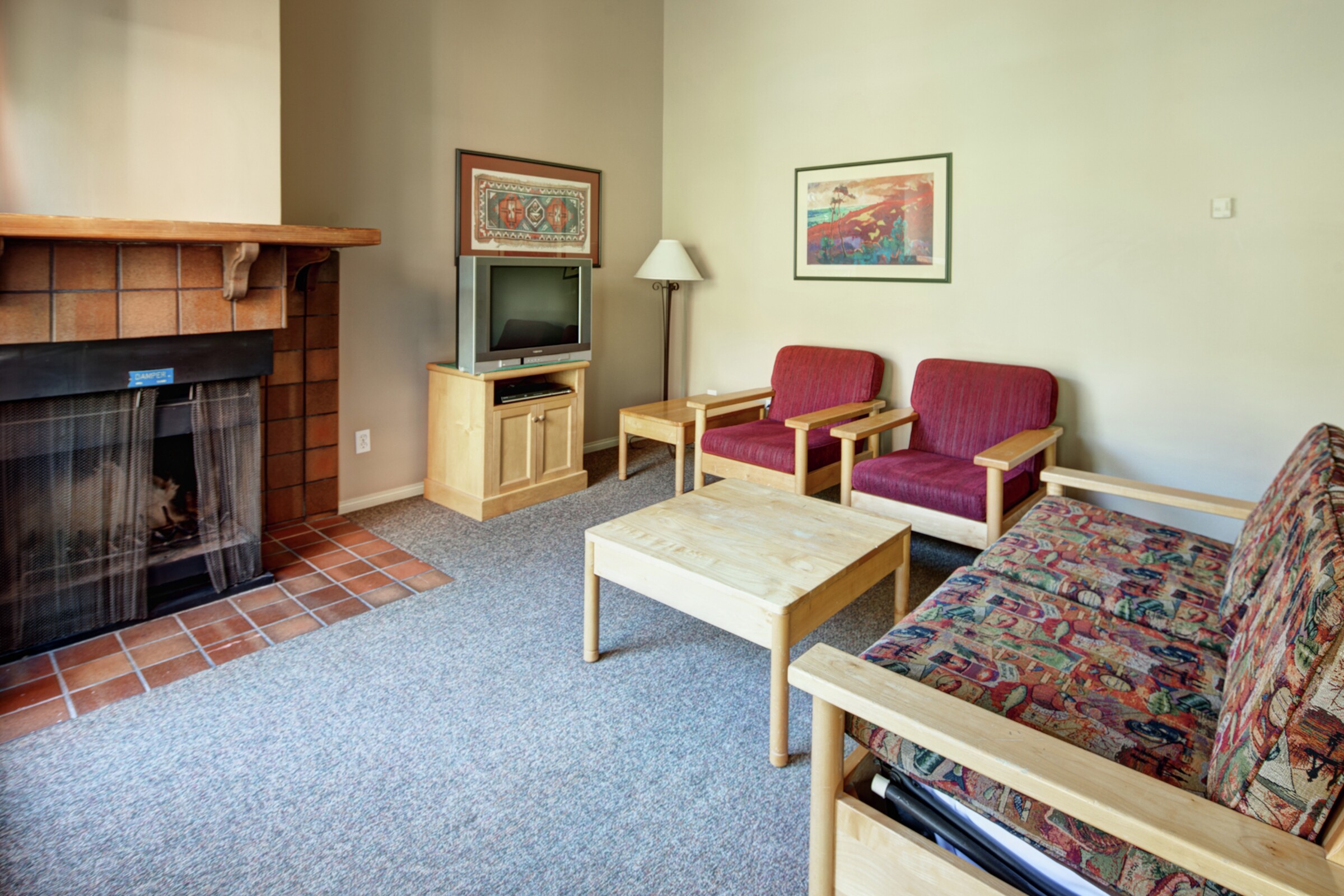 Toby Creek - Living Room