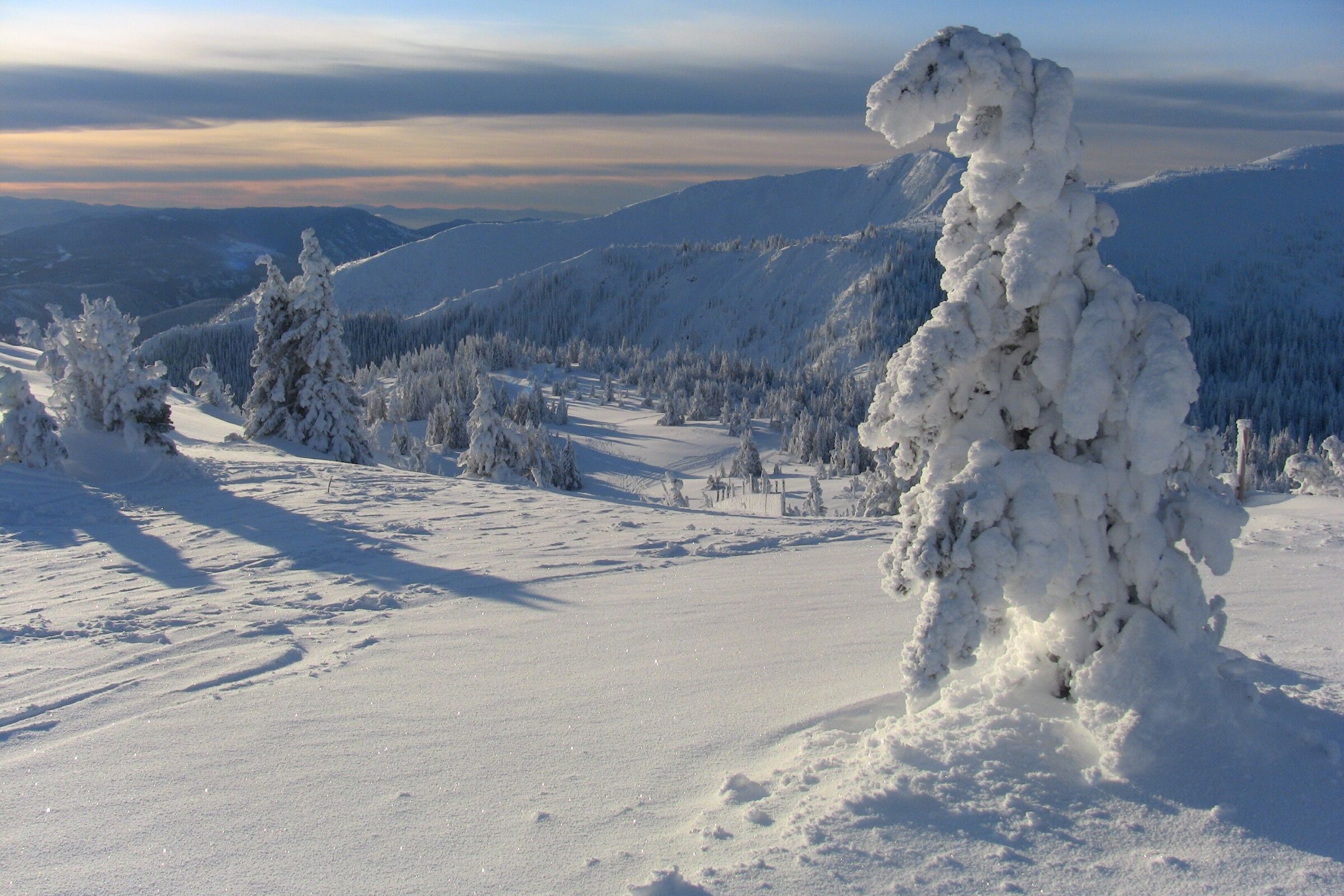 Apex Mountain Resort - SkiBC