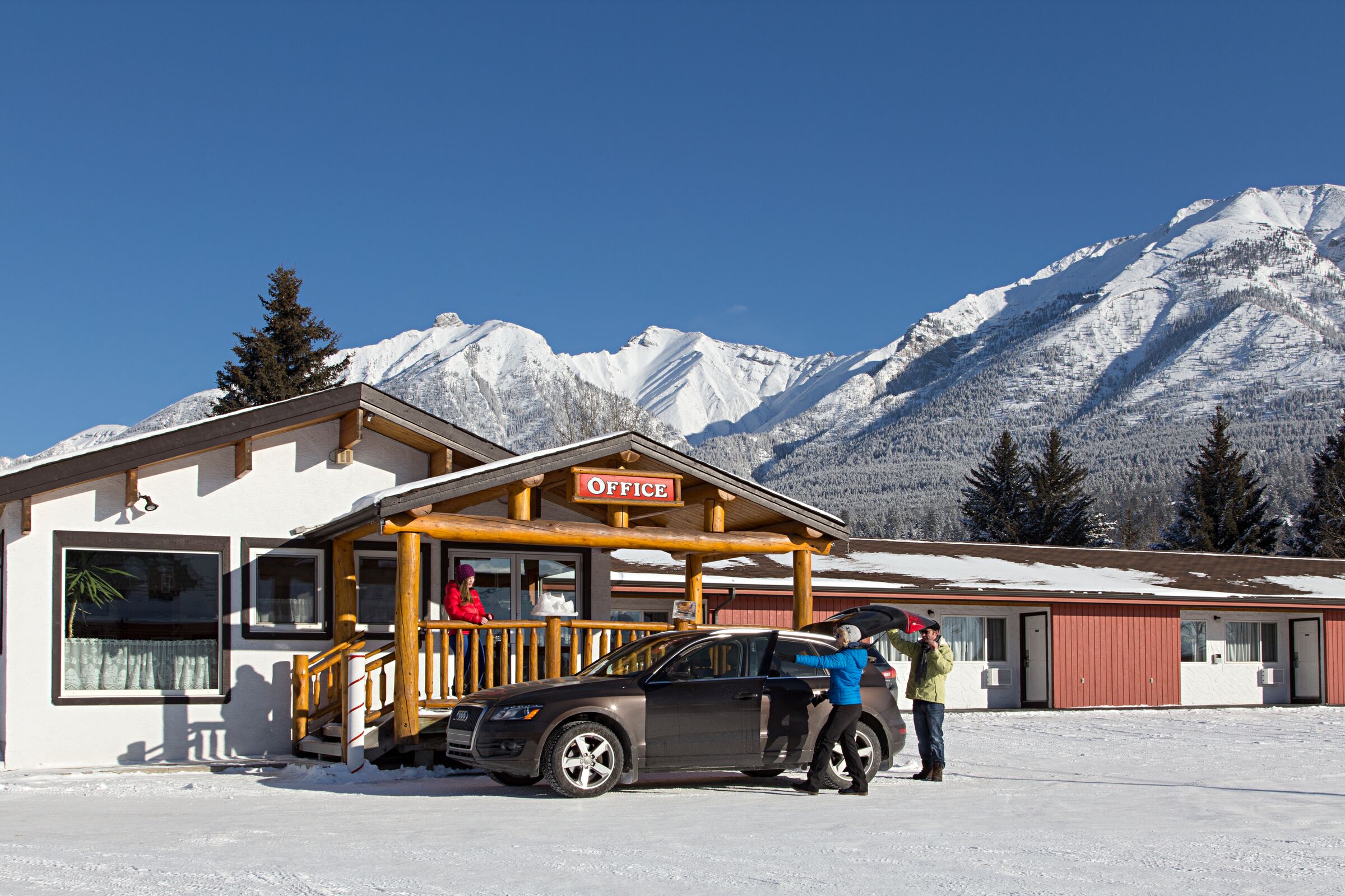 Rocky Mountain Ski Lodge