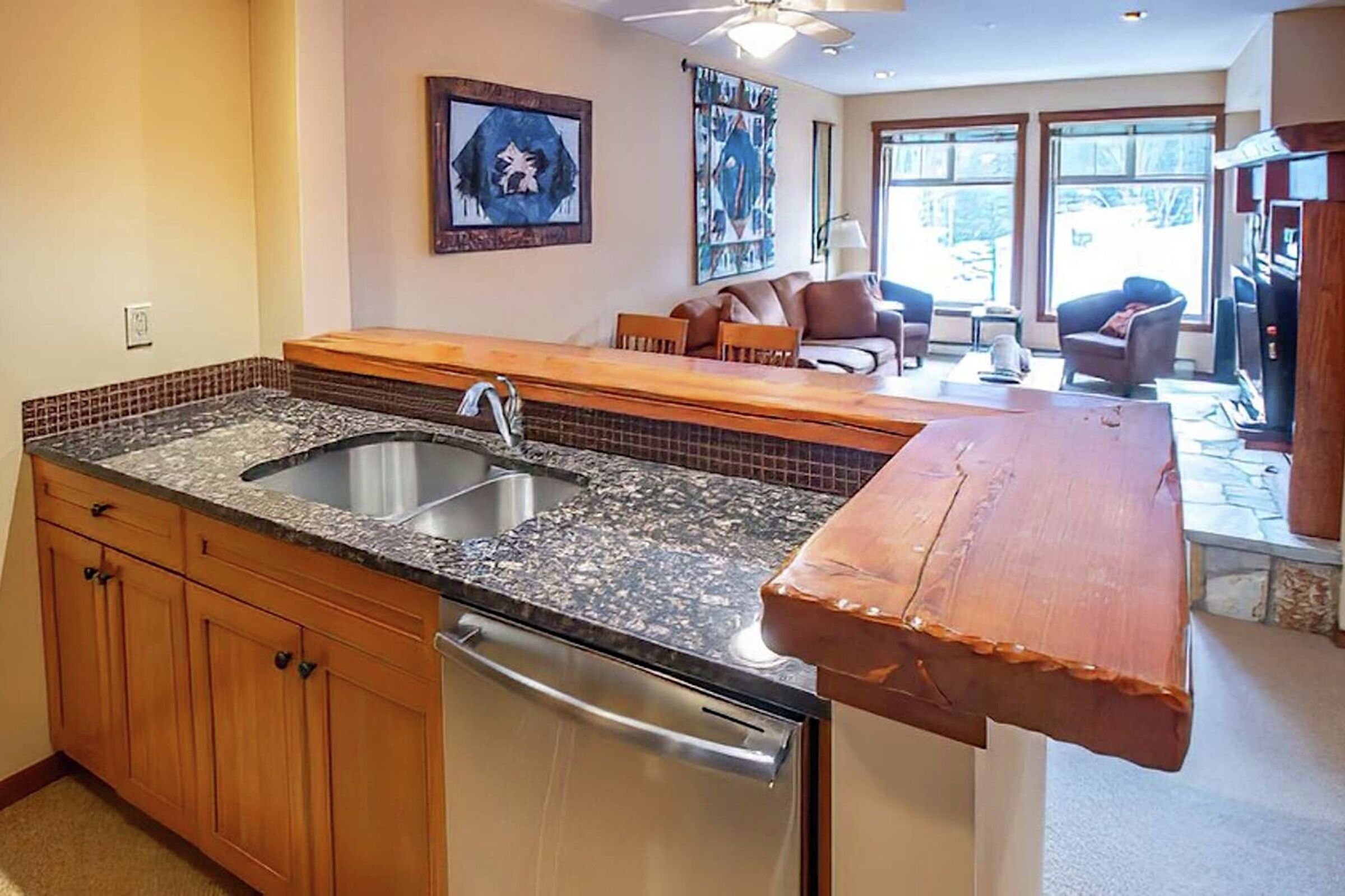 305 - Kitchen