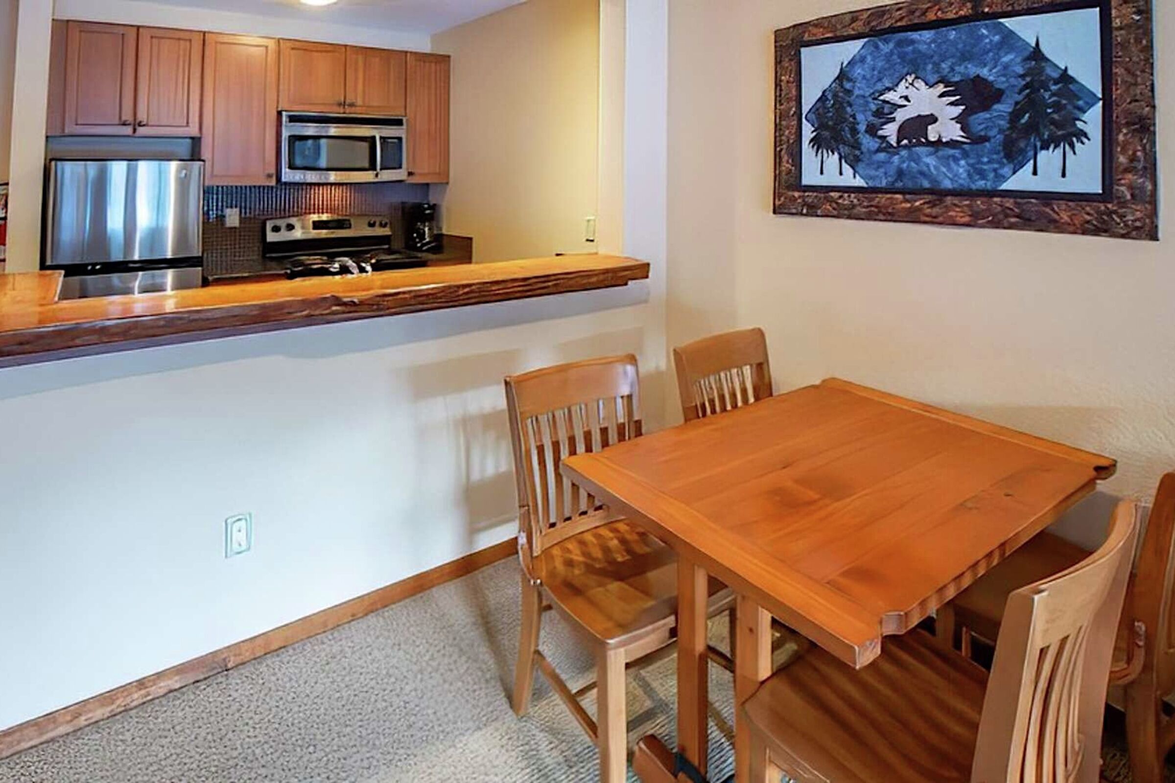 305 - Dining Room