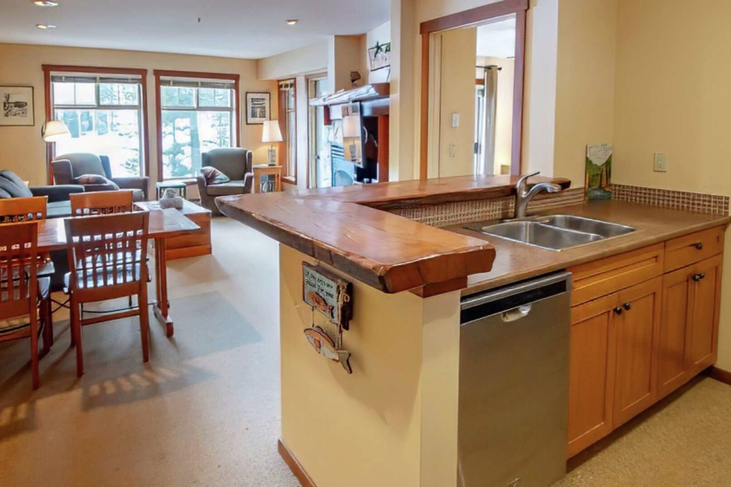 303 - Kitchen