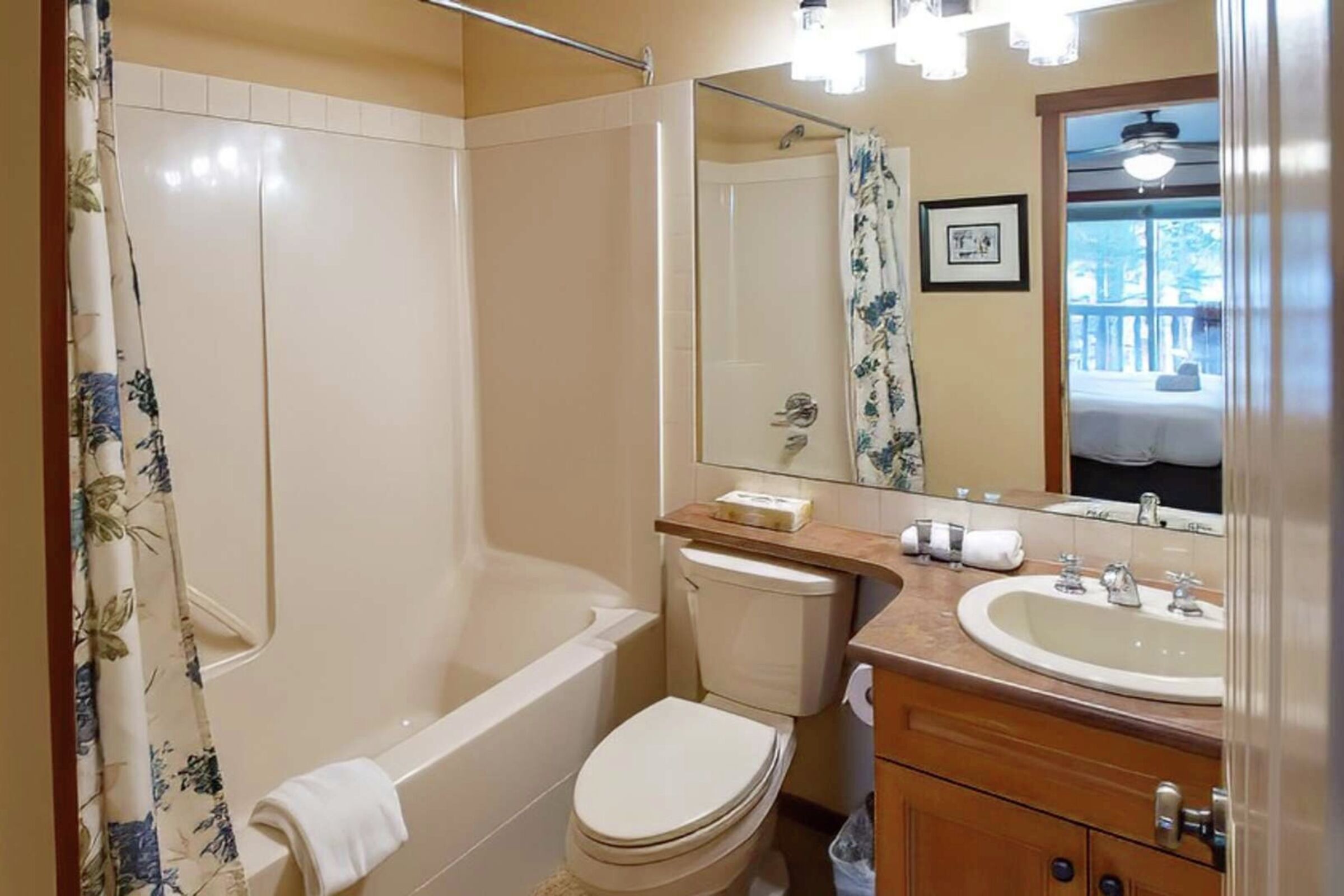 303 - Master Ensuite Bathroom