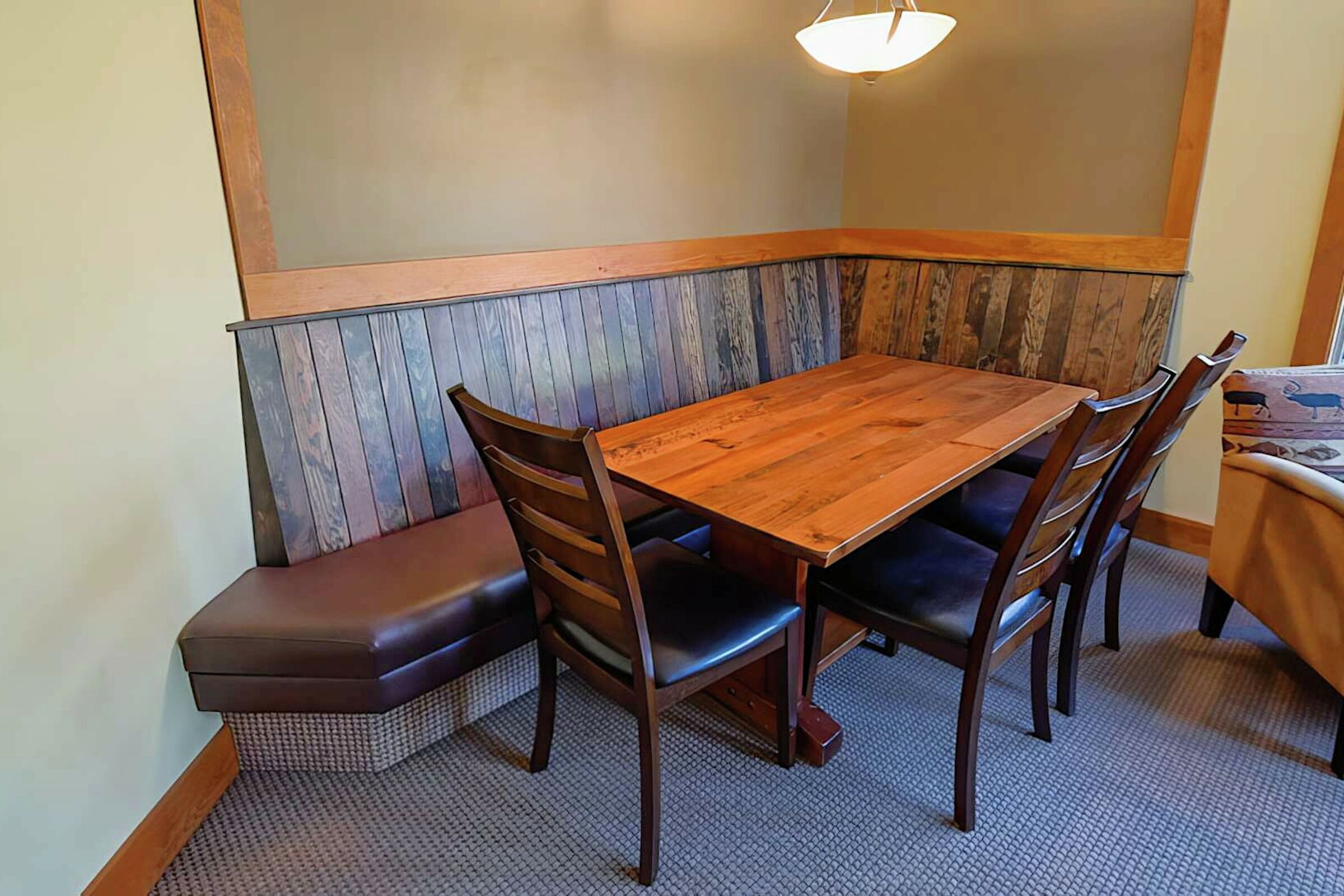 620A - Dining Room