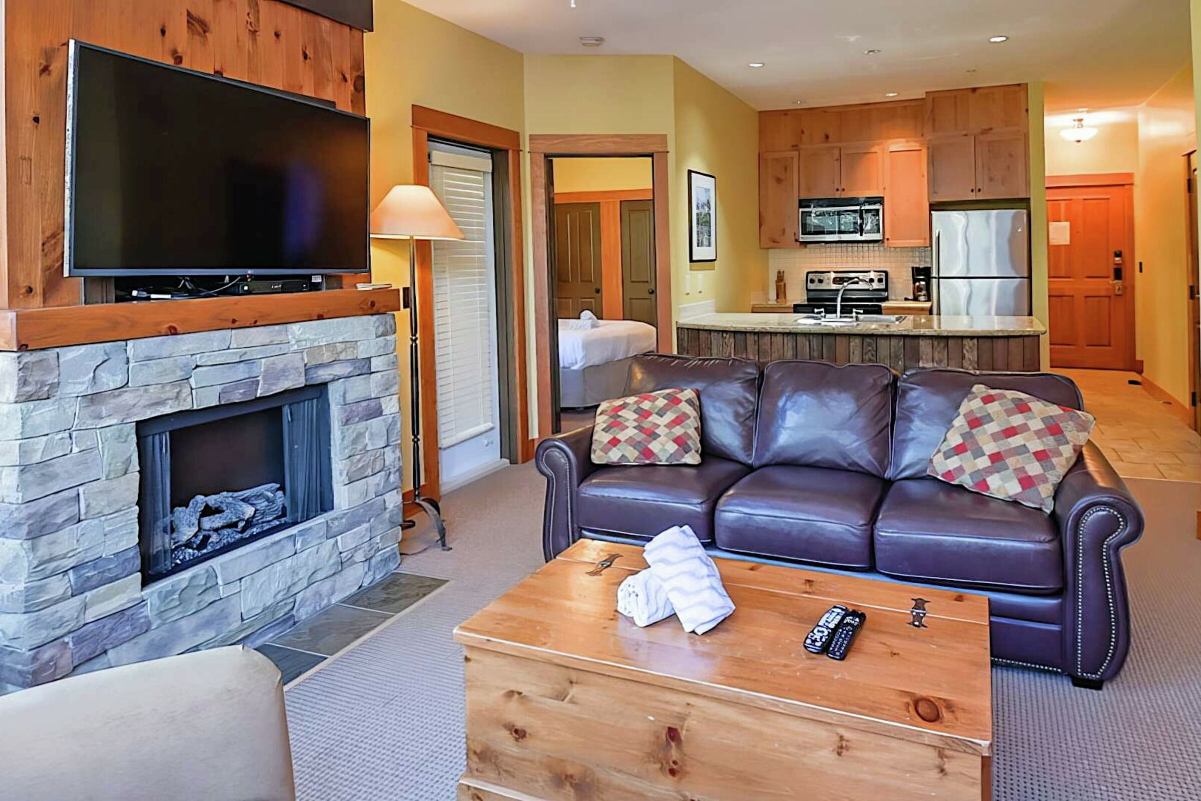 620A - Living Room