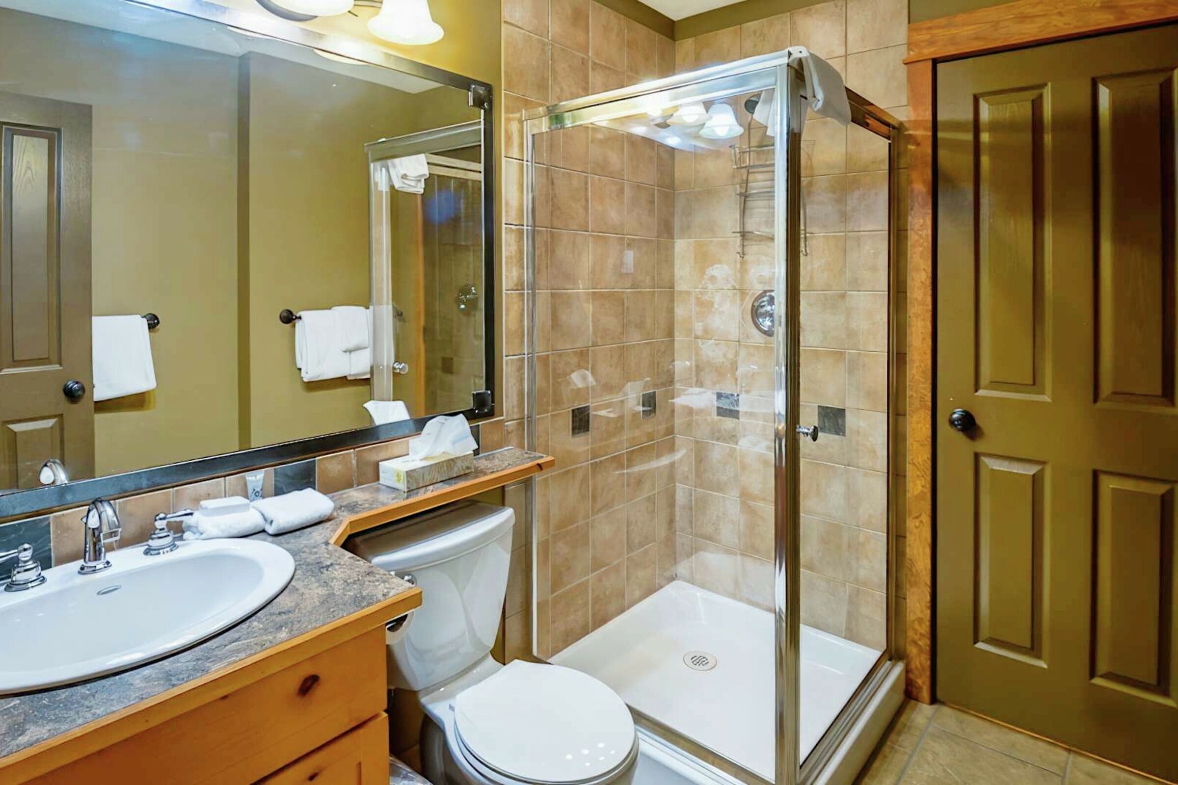 620A - Master Ensuite Bathroom