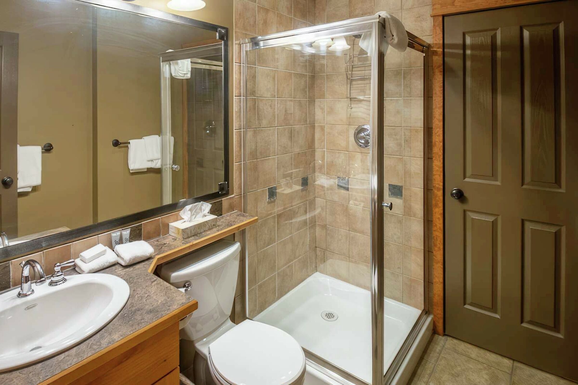 622A - Master Ensuite Bathroom